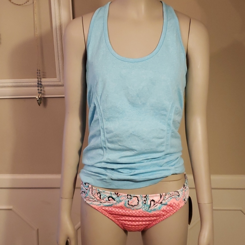 Athleta tank - Picture 2 of 7